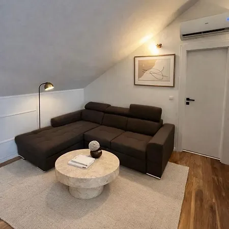Tina Apartman Split